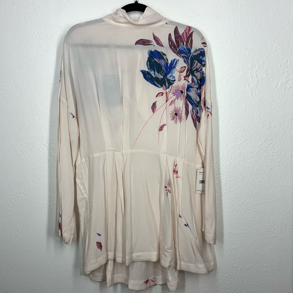 Free People white floral blouse size small NWT
